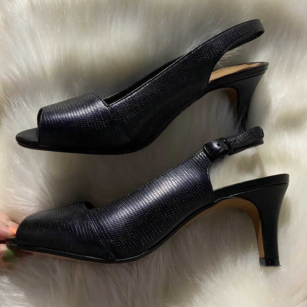 Clarks | Size 8 | Black